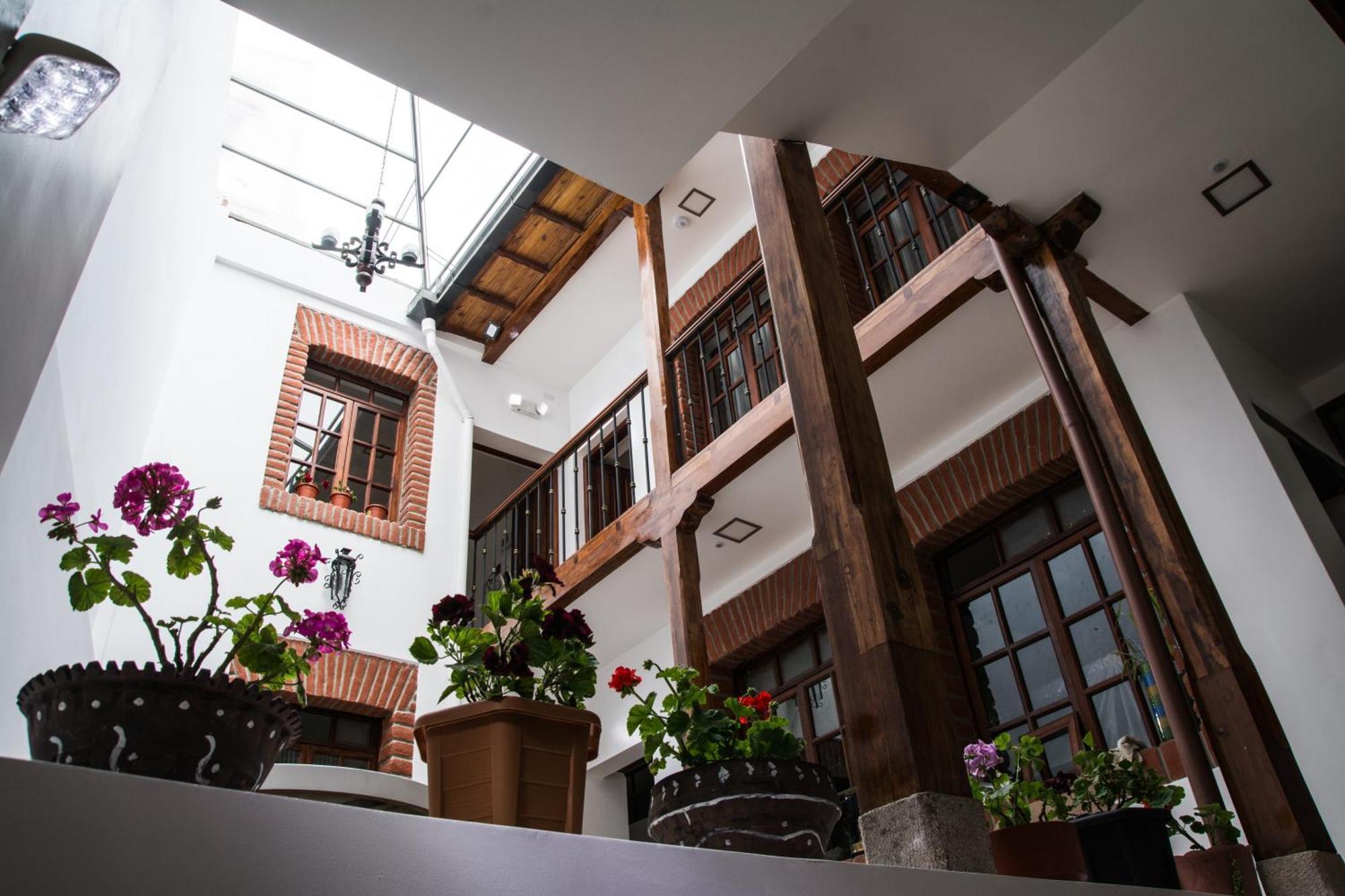 Hotel Casa Ecuatreasures Centro Historico Quito Luaran gambar